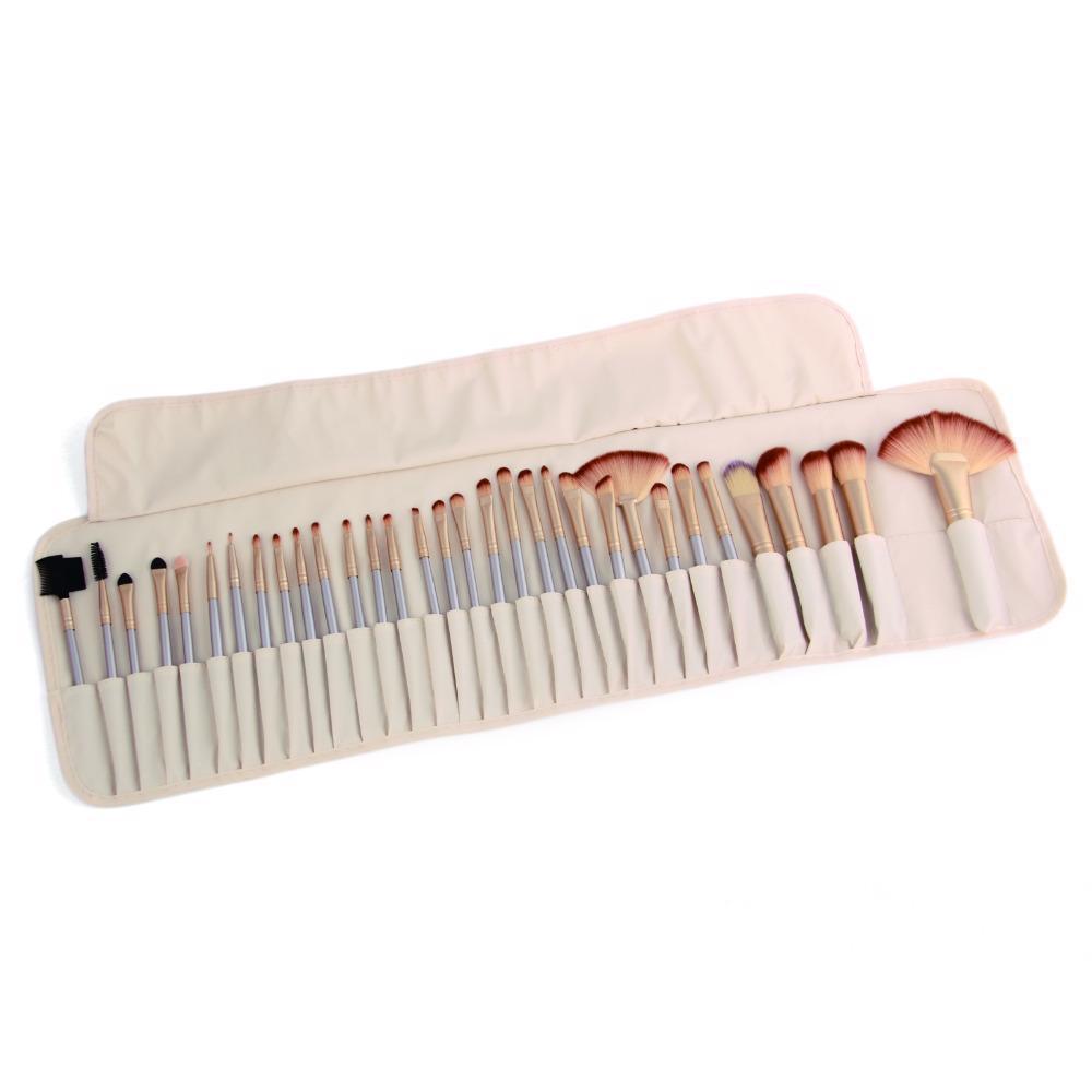 Deluxe Makeup Brushes